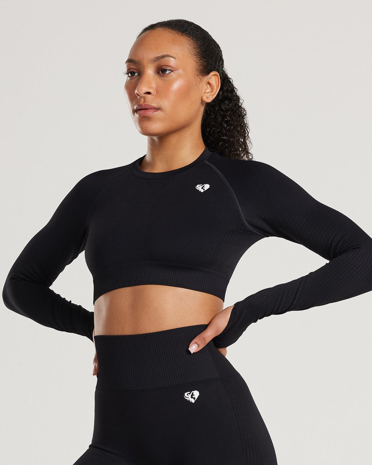 Power Top Corto de Manga Larga Negro para Mujer vista frontal