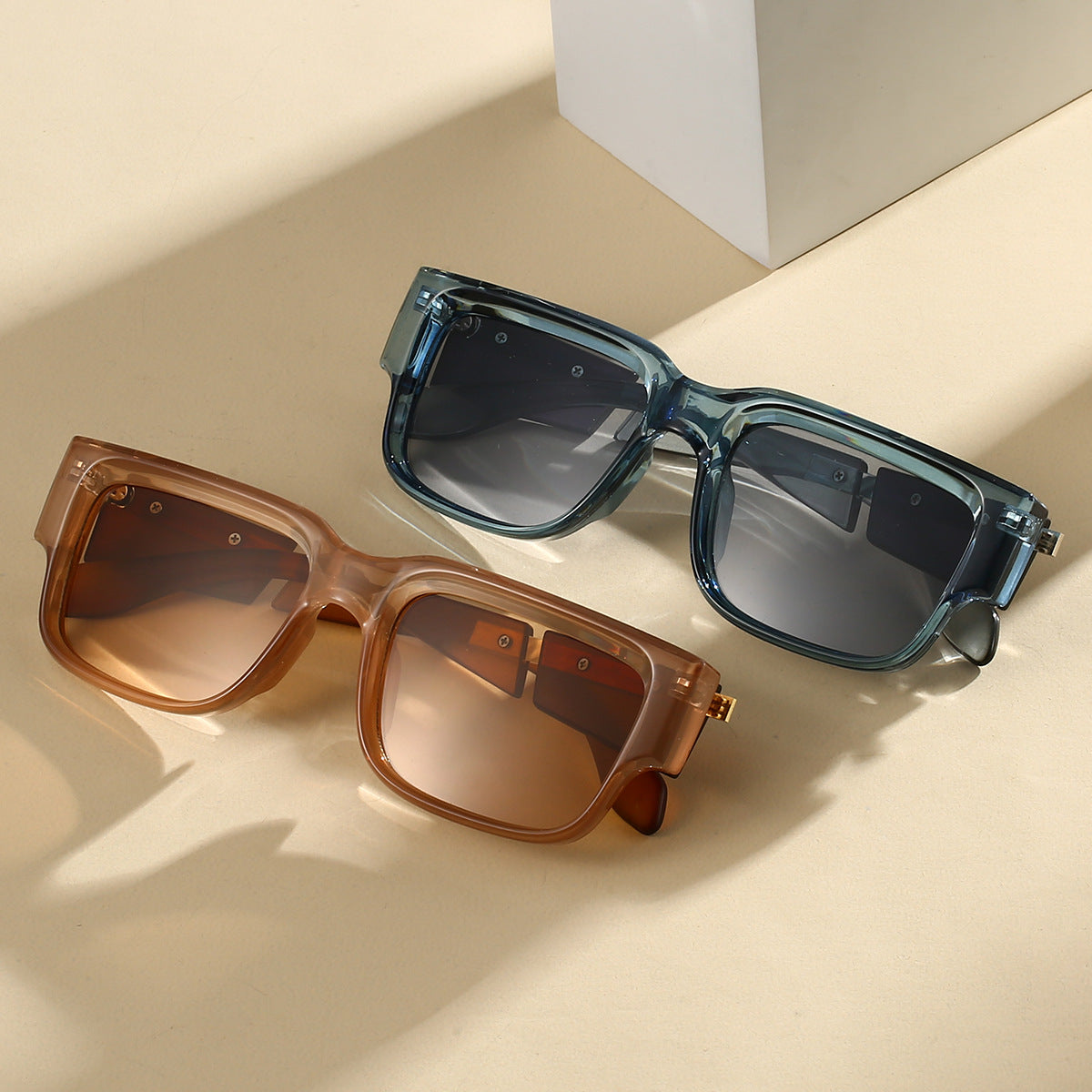 Gafas de Sol Retro High Sense Box para Mujer vista frontal