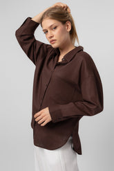 Camisa Oversize Marrón para Mujer vista frontal