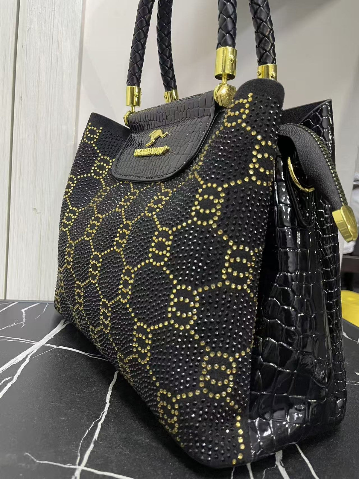 Bolso Minimalista para Mujer con Pedrería Termoadhesiva de moda