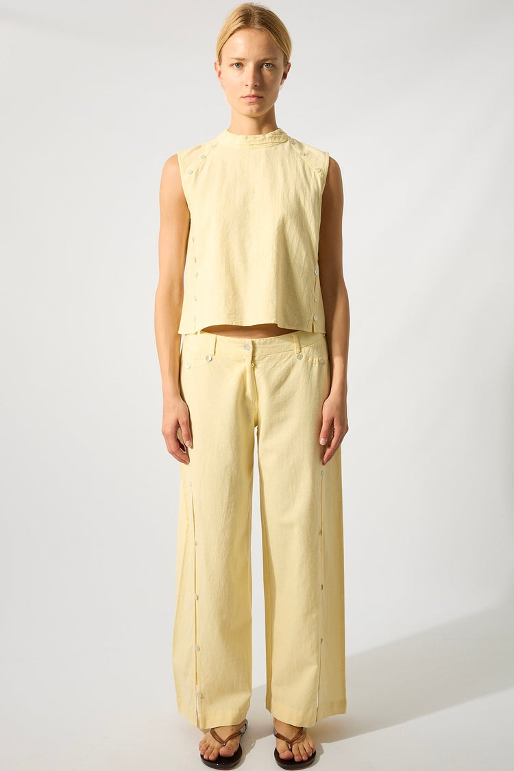 Top Amarillo de Punto con Botones para Mujer moderno