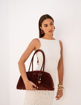 Bolso Bowling Burdeos Suede para Mujer efecto ante